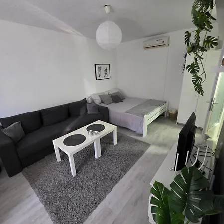 Apartman Mila *